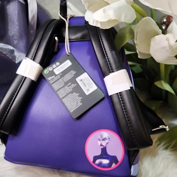 Asajj Ventress Loungefly Mini Backpack  new - Picture 6 of 9